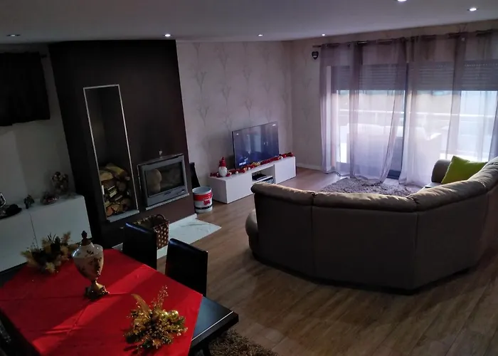 Quinta Da Lousa - Valongo - Porto Проживание в семье *