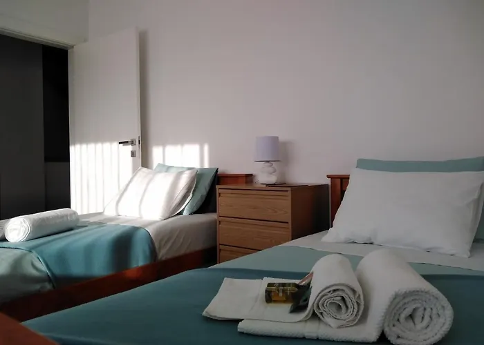 Quinta Da Lousa - Valongo - Porto Проживание в семье *